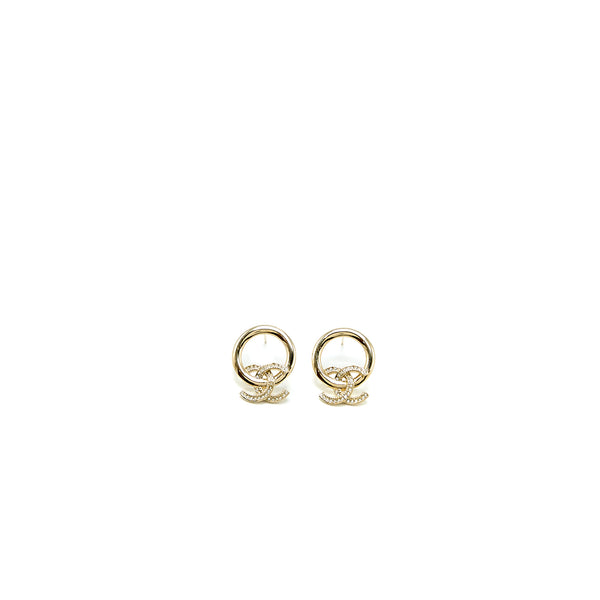 Chanel 22K Round CC Logo Earring Light Gold Tone
