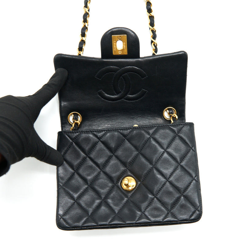 Vintage chanel small online flap bag