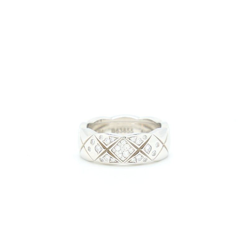 Chanel Size 49 Coco Crush Ring Quilted Motif Small Version 18k White Gold With Diamonds