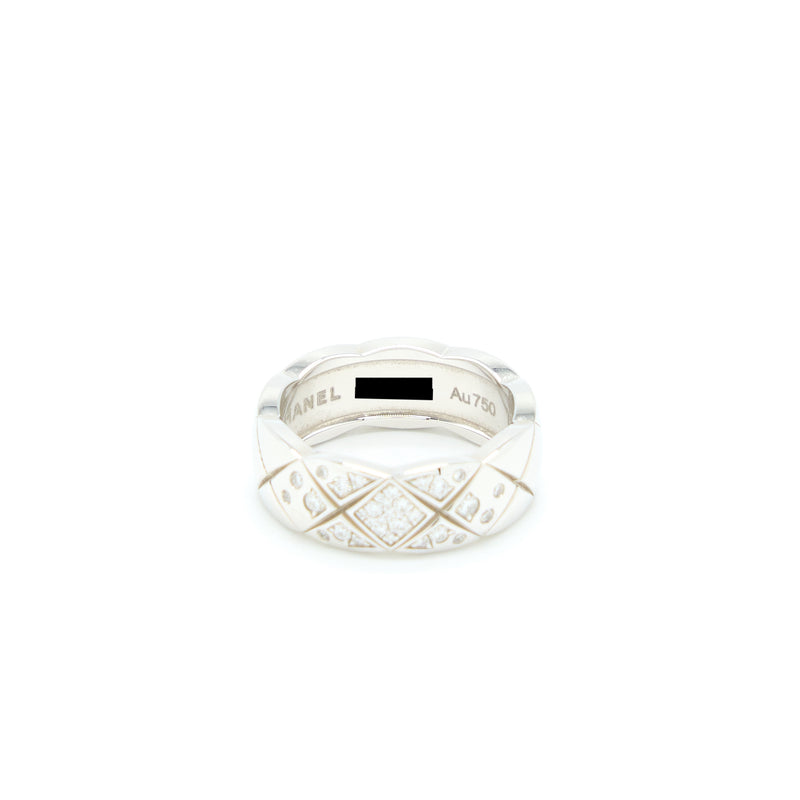 Chanel Size 49 Coco Crush Ring Quilted Motif Small Version 18k White Gold With Diamonds