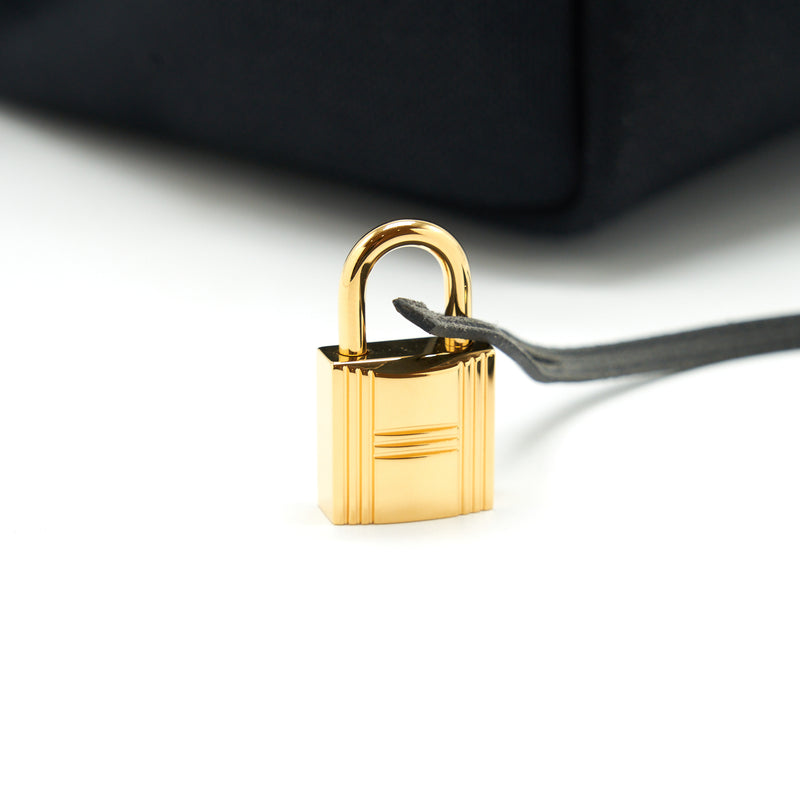 Hermes Herbag Zip 31 bag black GHW Stamp Y