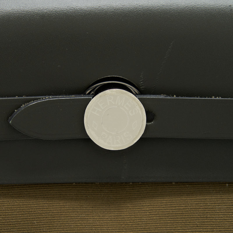 Hermes Herbag 31 Retourne Toile Officer Vert Olive/Khaki SHW Stamp Y