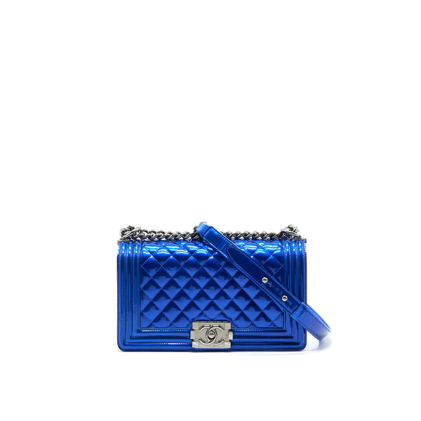 CHANEL MEDIUM LE BOY BAG IN METALLIC BLUE SHW