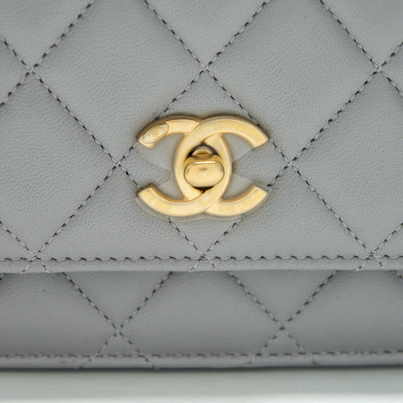 Chanel Pearl Crush Wallet On Chain Lambskin Grey GHW (Microchip)