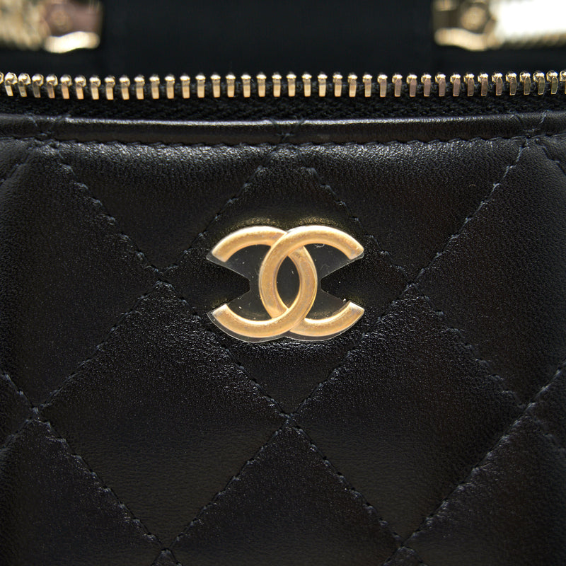 Chanel 21A Top Handle Vanity with Chain Black GHW