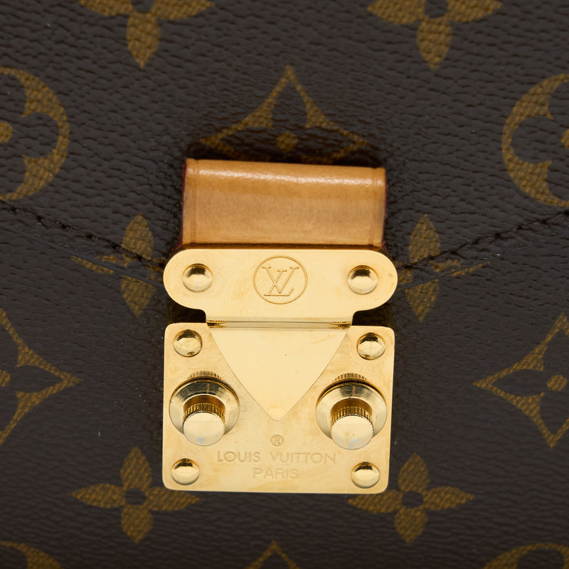 Louis Vuitton Pochette Metis Monogram Canvas GHW