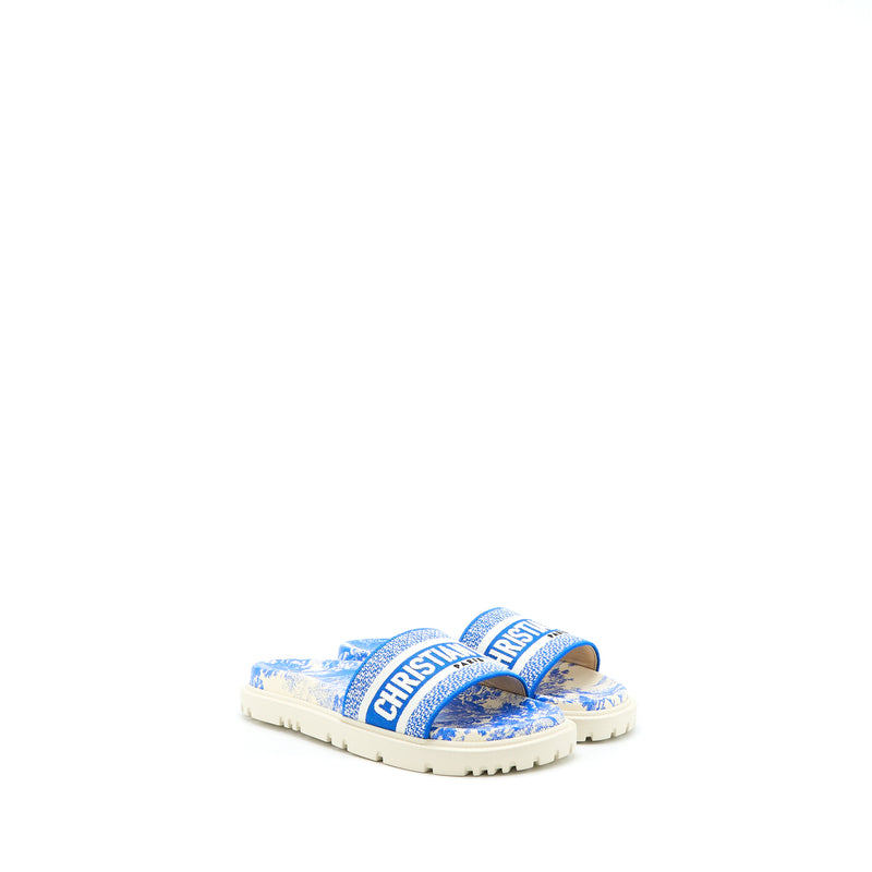 Dior Size 38 Sandal Blue Embroidered Cotton Blue/white