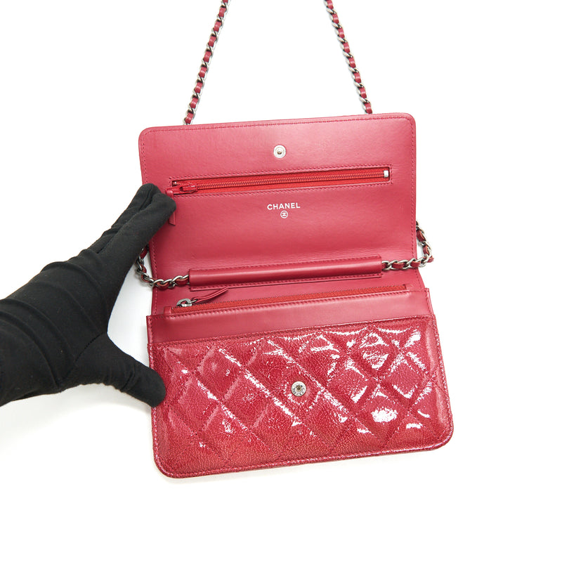 CHANEL WALLET ON CHAIN PATENT LEATHER RED SHW