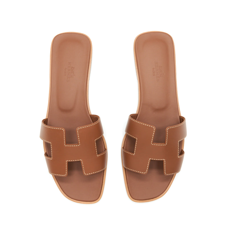 Hermes size 37.5 Oran sandals gold