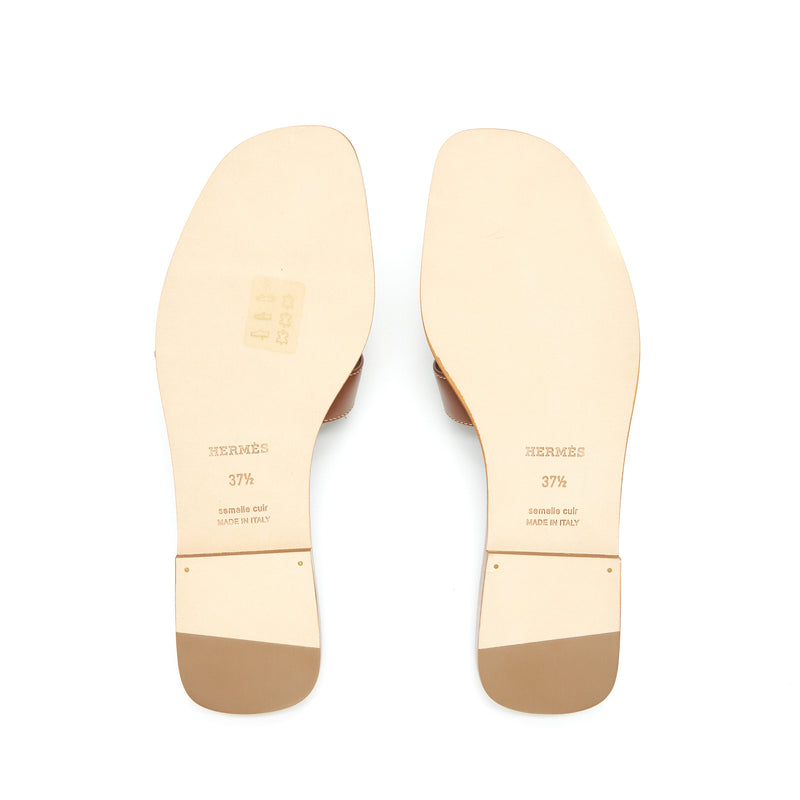 Hermes size 37.5 Oran sandals gold