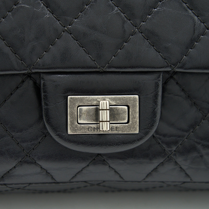 Chanel Reissue 2.55 double flap Bag Calfskin black SHW