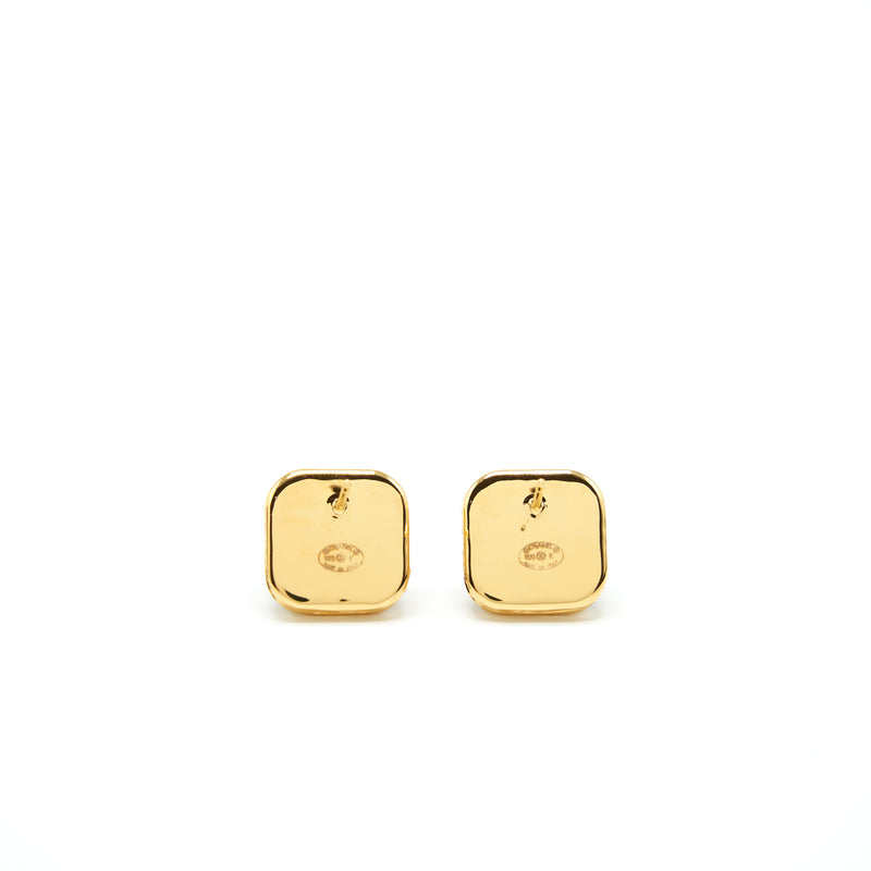 Chanel square with CC logo earrings black and Gold tone