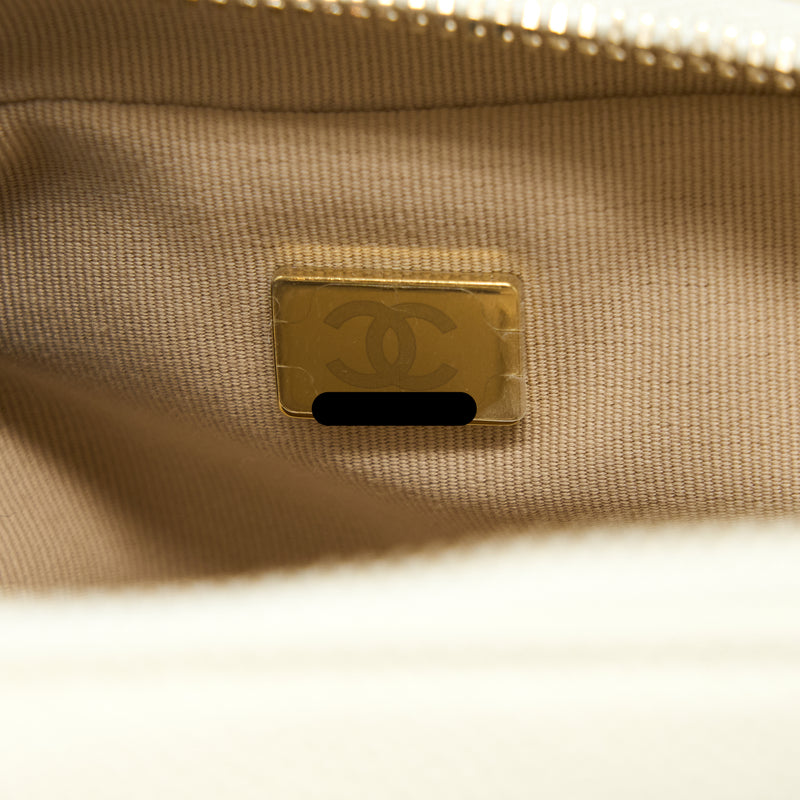 Chanel 22P Flap Backpack Caviar White Brushed GHW (Microchip)