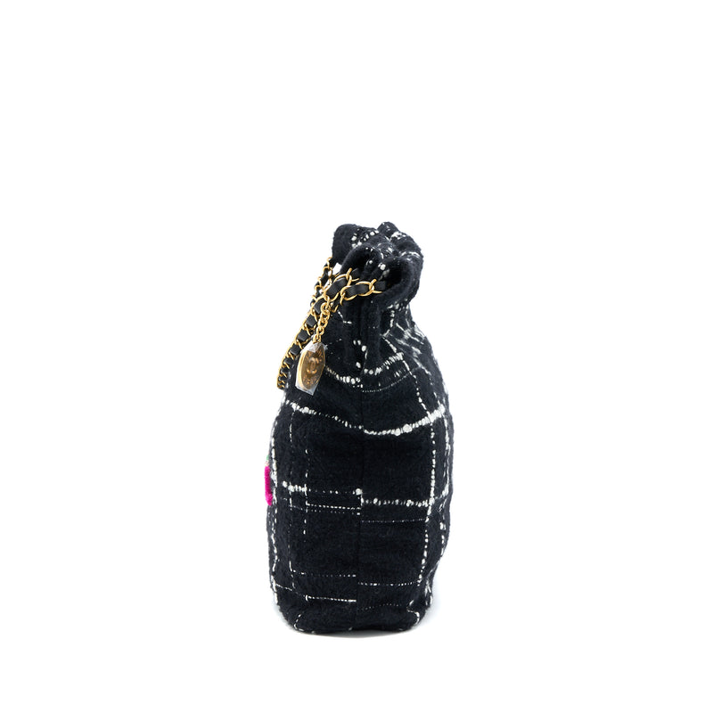 Chanel Medium 22 Bag Tweed Multicolour GHW(Microchip)