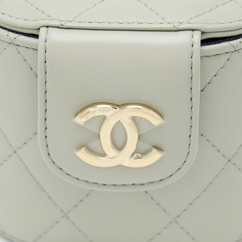 Chanel Giant Chain Mini Vanity Case Lambskin Light Grey LGHW