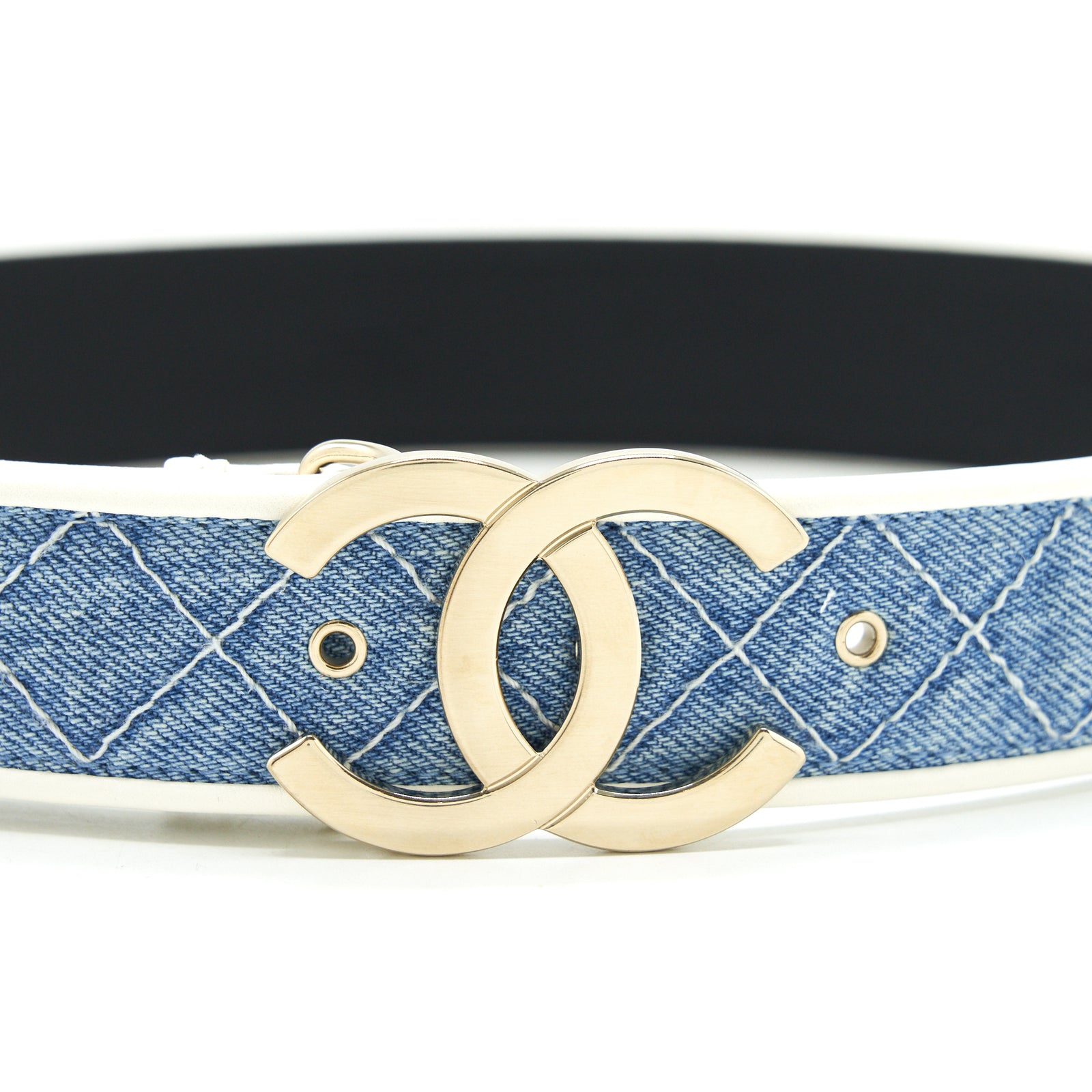 シェーンボーデン CHANEL  30×30 3155bd2cb6278926b9a7492d23af.jpg