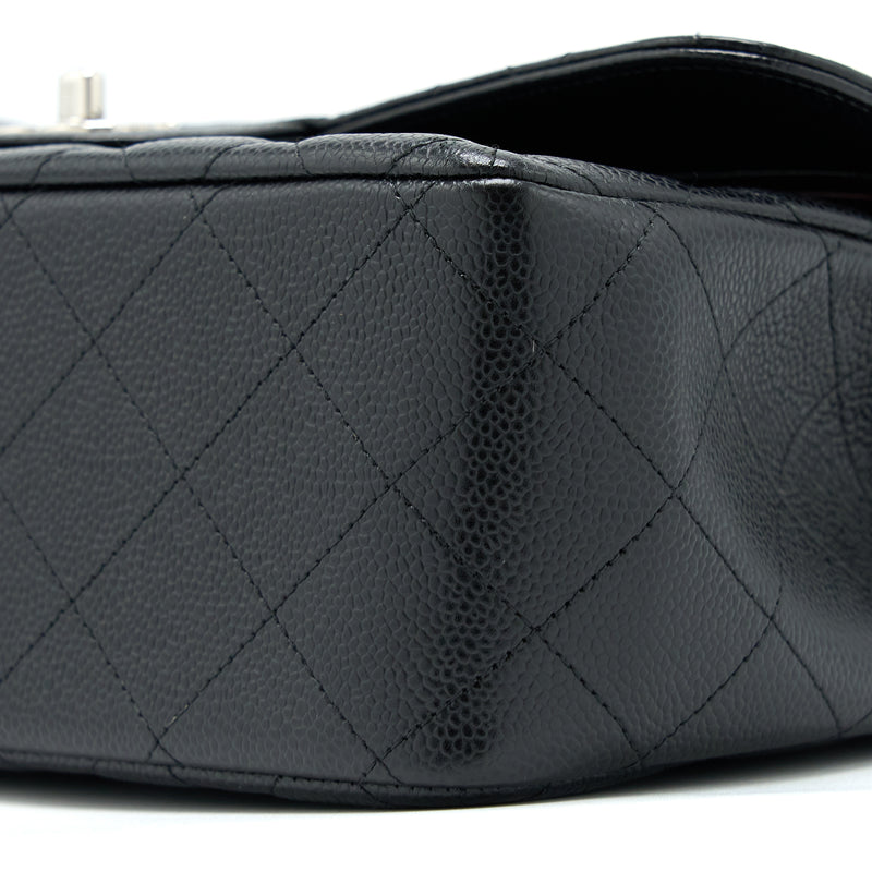 Chanel Jumbo Classic Double Flap Bag Caviar Black SHW