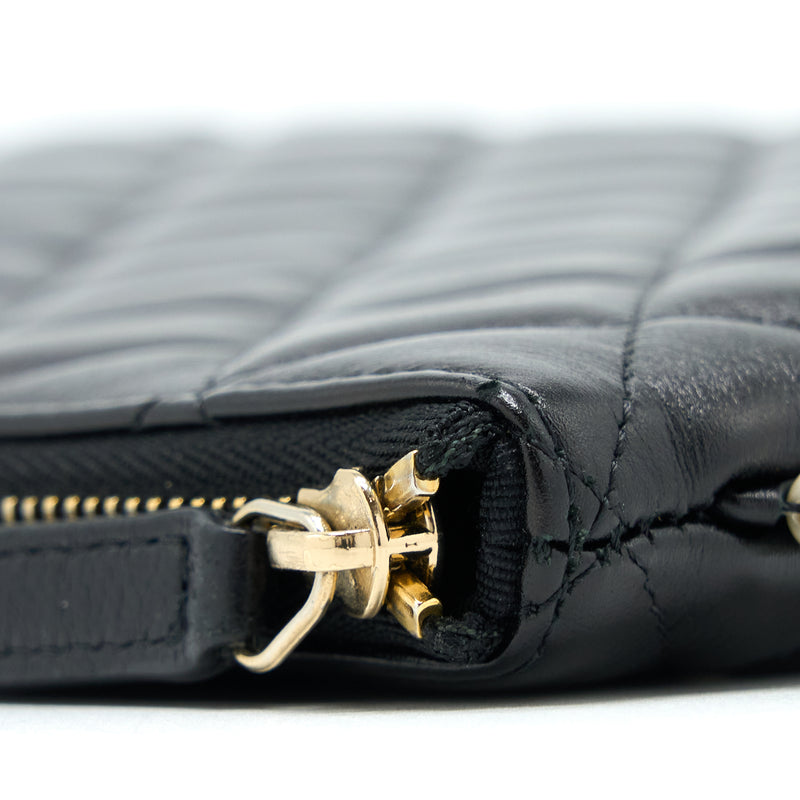 Chanel O-Case Pouch Pearl/Aged Calfskin Black LGHW