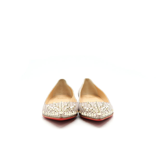 CHRISTIAN LOUBOUTIN SIZE 37 SPIKYSHELL FLAT NUDE/ WHITE GOLD