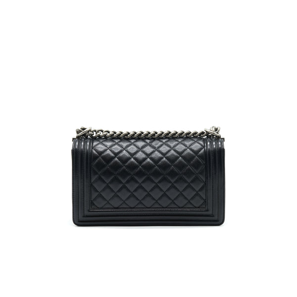 CHANEL MEDIUM BOY CHANEL HANDBAG CAVIAR BLACK SHW