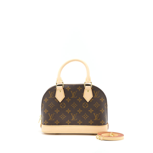 Watch Inside Central Cee's Louis Vuitton Bag