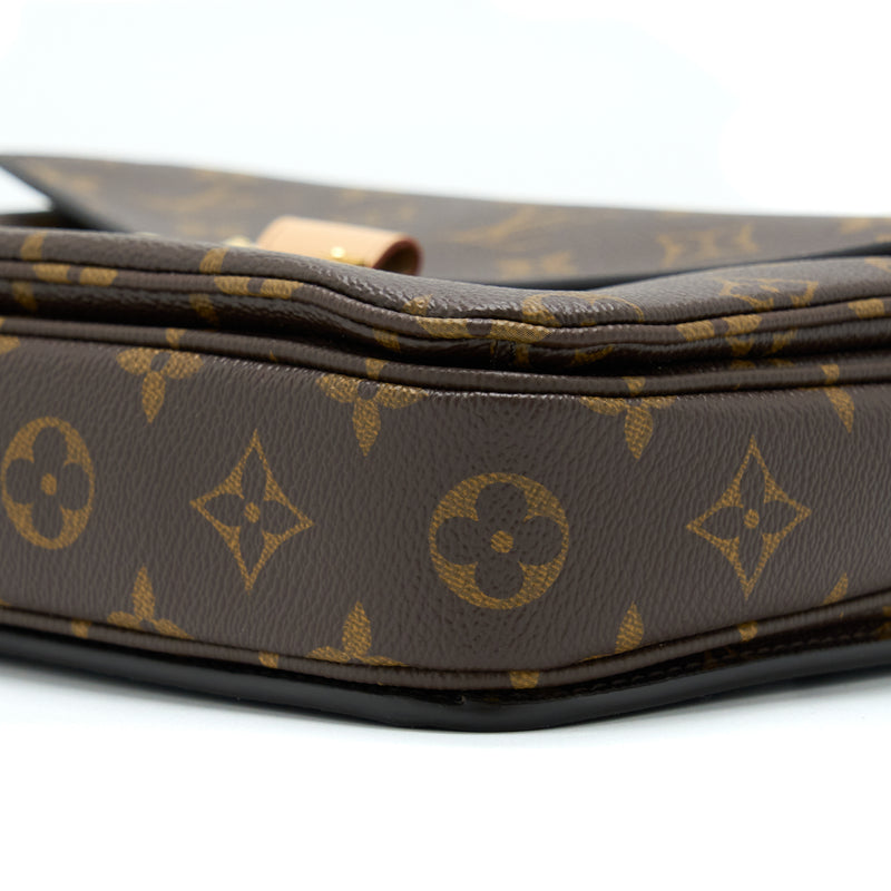 Louis Vuitton Pochette Métis Monogram Canvas GHW