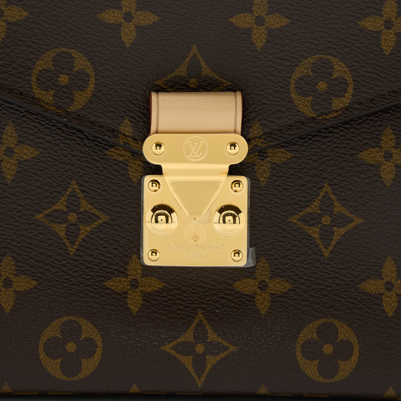 Louis Vuitton Pochette Métis Monogram Canvas GHW