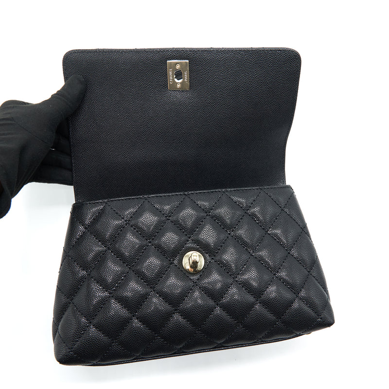 Chanel 22P Small Coco Handle Caviar Black LGHW (Microchip)