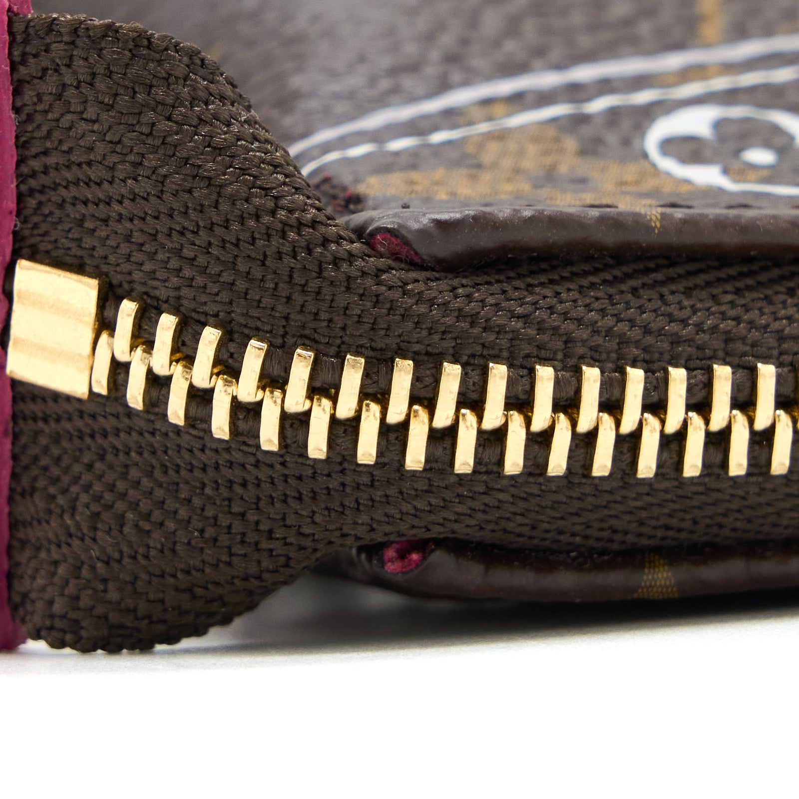 小物 LOUIS VUITTON Bomb Product of the Day: Spring/Summer 2019 Louis Vuitton