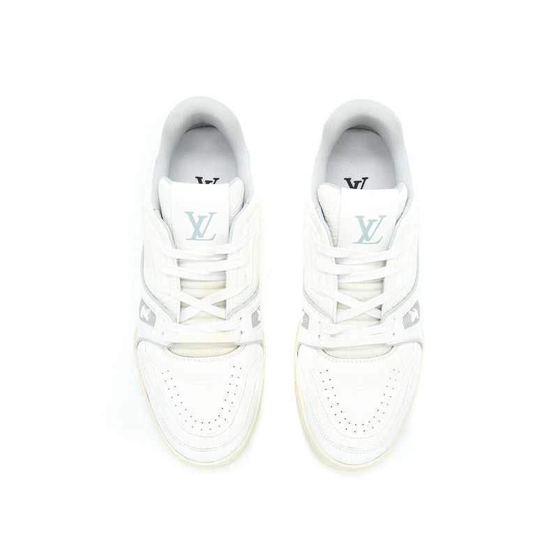 Louis Vuitton Size 5 Trainer Sneaker Calfskin White