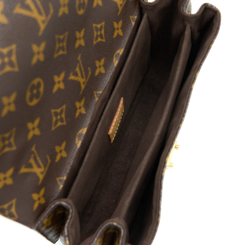 Louis Vuitton Pochette Metis Monogram Canvas GHW