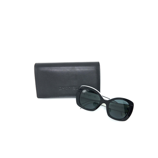 Chanel 71414A Square Sunglasses Black / White SHW