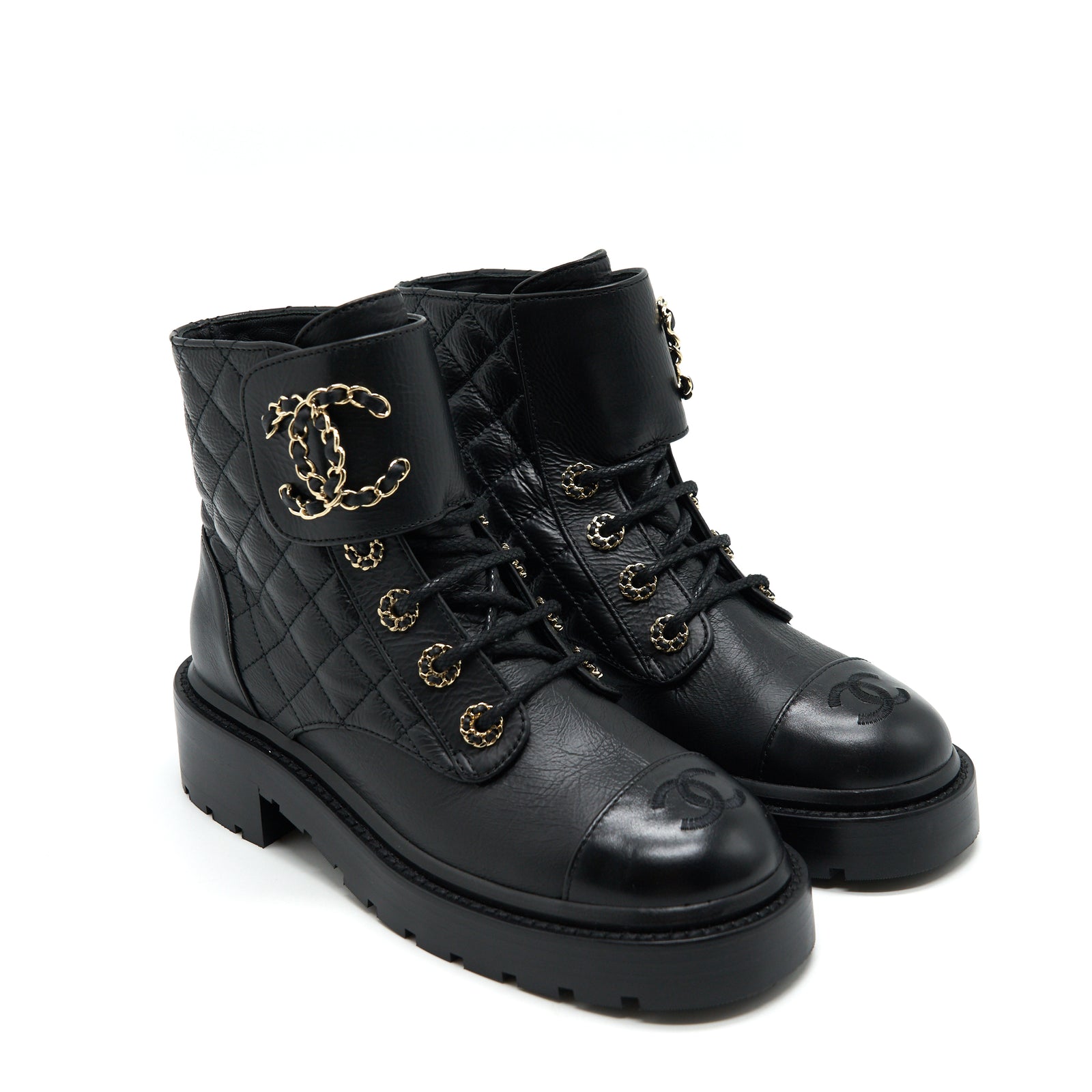 Chanel shops mademoi e boots