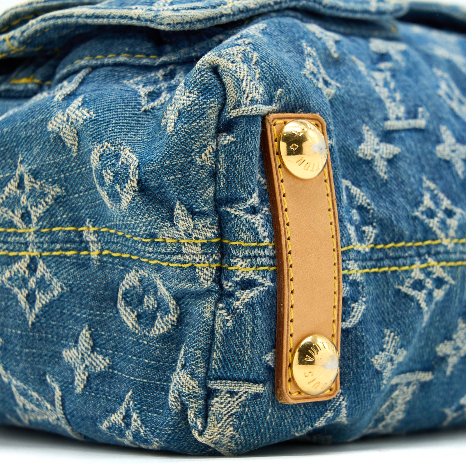 1980's Vintage Oversized Denim Bag Embossed with Horses buy & Half Moon Bay