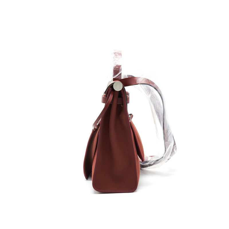 HERMES HERBAG ZIP 31 IN ROUGE H SHW