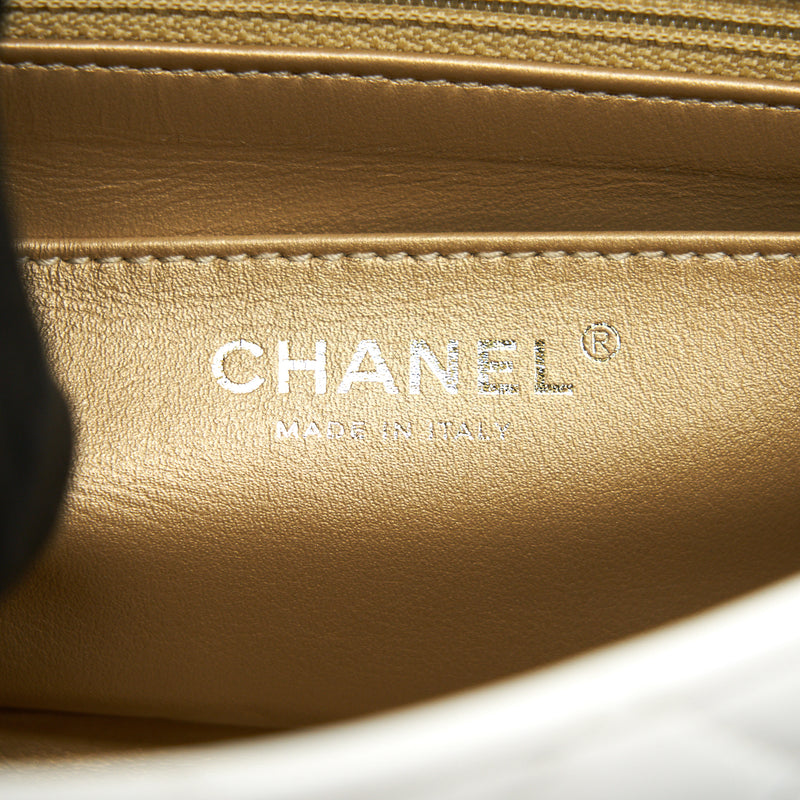 Chanel Mini 22 Handbag