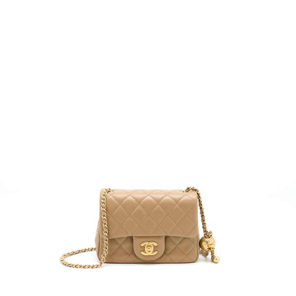 Splendid and Rare Chanel Timeless Mini flap bag handbag in lime