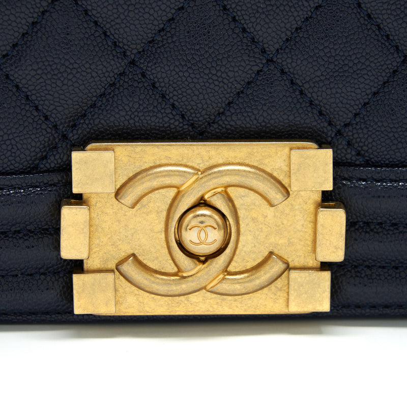 Chanel Medium Boy Grained Navy Calfskin Brushed GHW