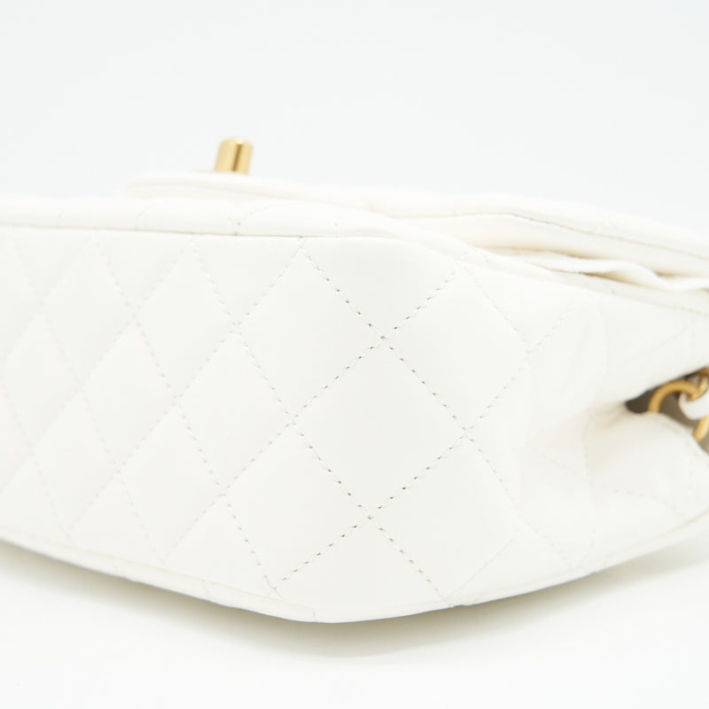 Chanel 21B Pearl Crush Square mini flap Bag White GHW