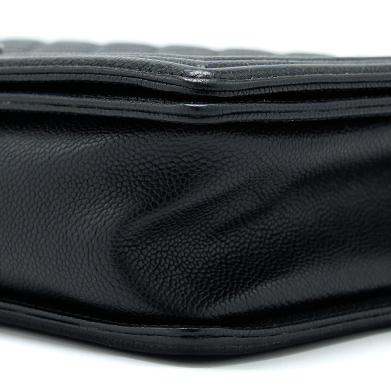 Chanel New Medium 28cm Boy Bag Caviar Black Ruthenium SHW