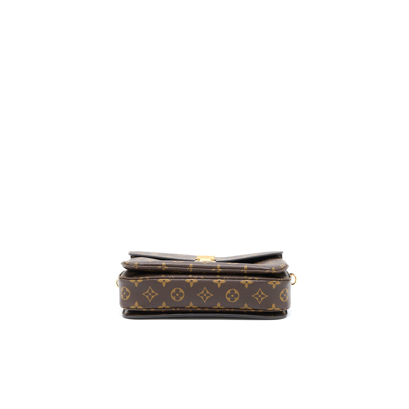 Louis Vuitton Pochette Métis Monogram Canvas GHW