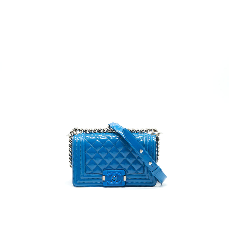 CHANEL SMALL LE BOY BAG IN PATENT LEATHER BLUE SHW