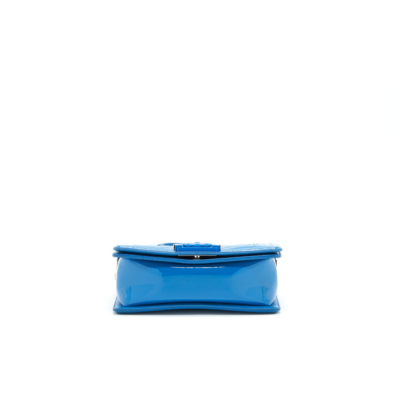 CHANEL SMALL LE BOY BAG IN PATENT LEATHER BLUE SHW