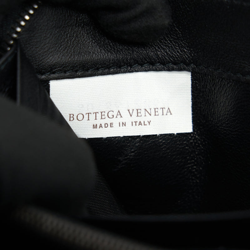 BOTTEGA VENETA MENS ZIP-AROUND WALLET BLACK