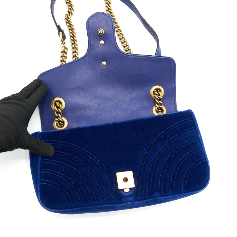 GUCCI VELVET SMALL GG MARMONT BAG BLUE