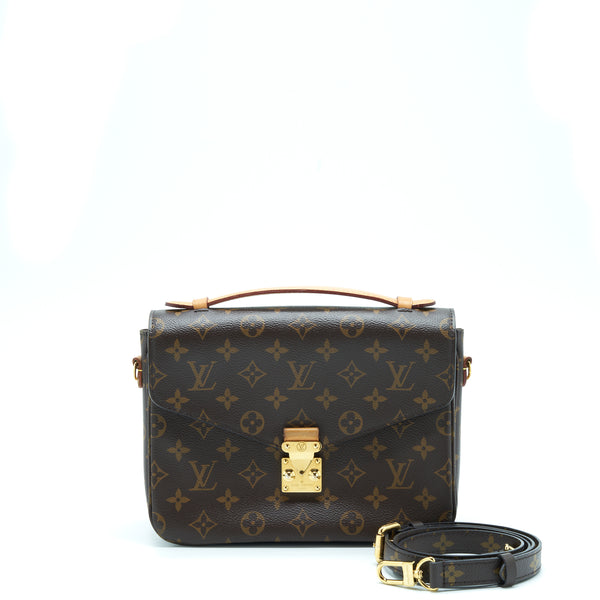 Louis Vuitton Pochette Métis Monogram Canvas GHW