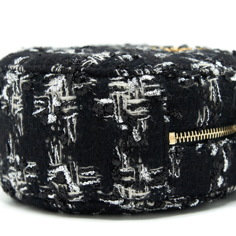 Chanel Tweed 19 Round Clutch With Chain