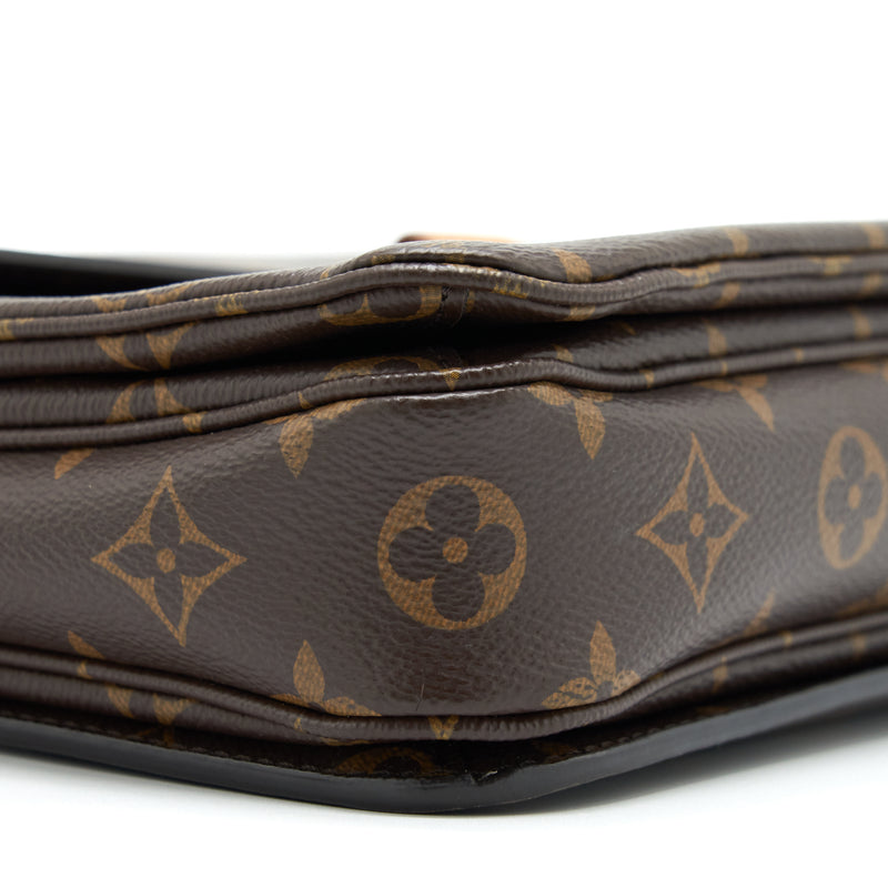 Louis Vuitton Pochette Métis Monogram Canvas GHW