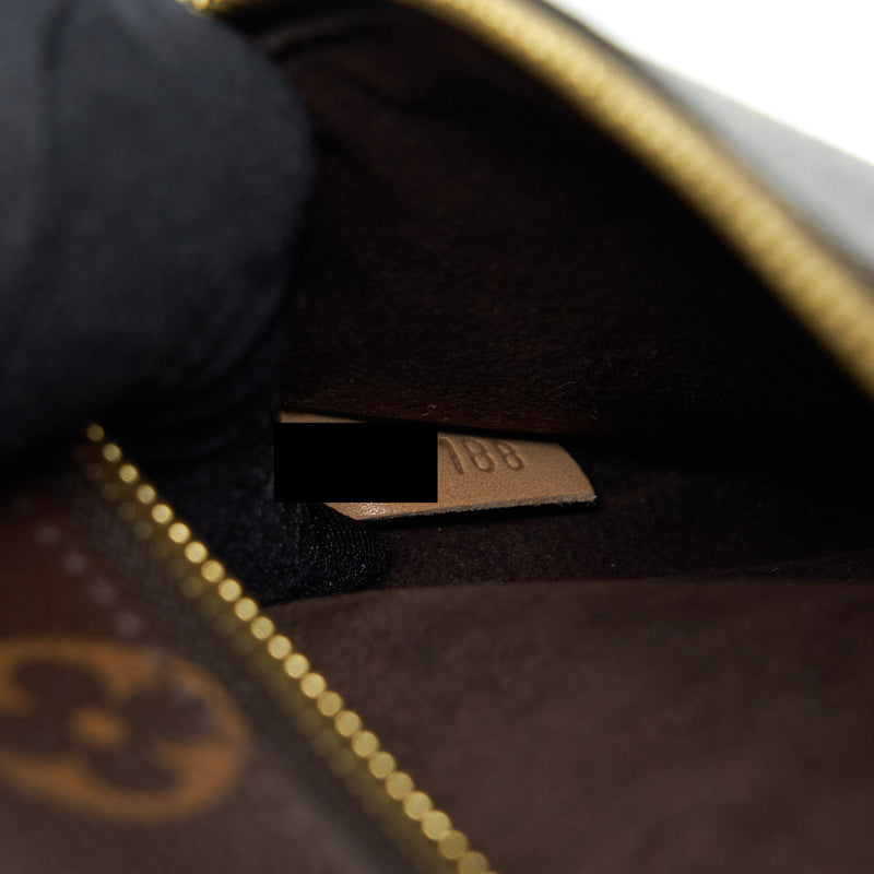 Louis Vuitton Pochette Métis Monogram Canvas GHW