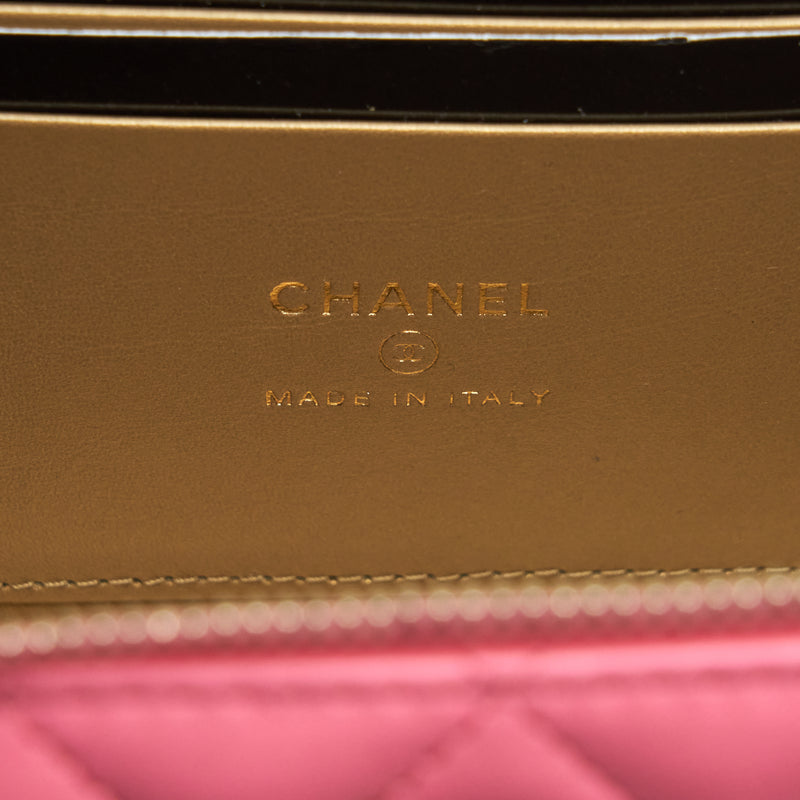 Chanel 22S Pearl Crush Long Vanity With Chain Lambskin Pink GHW